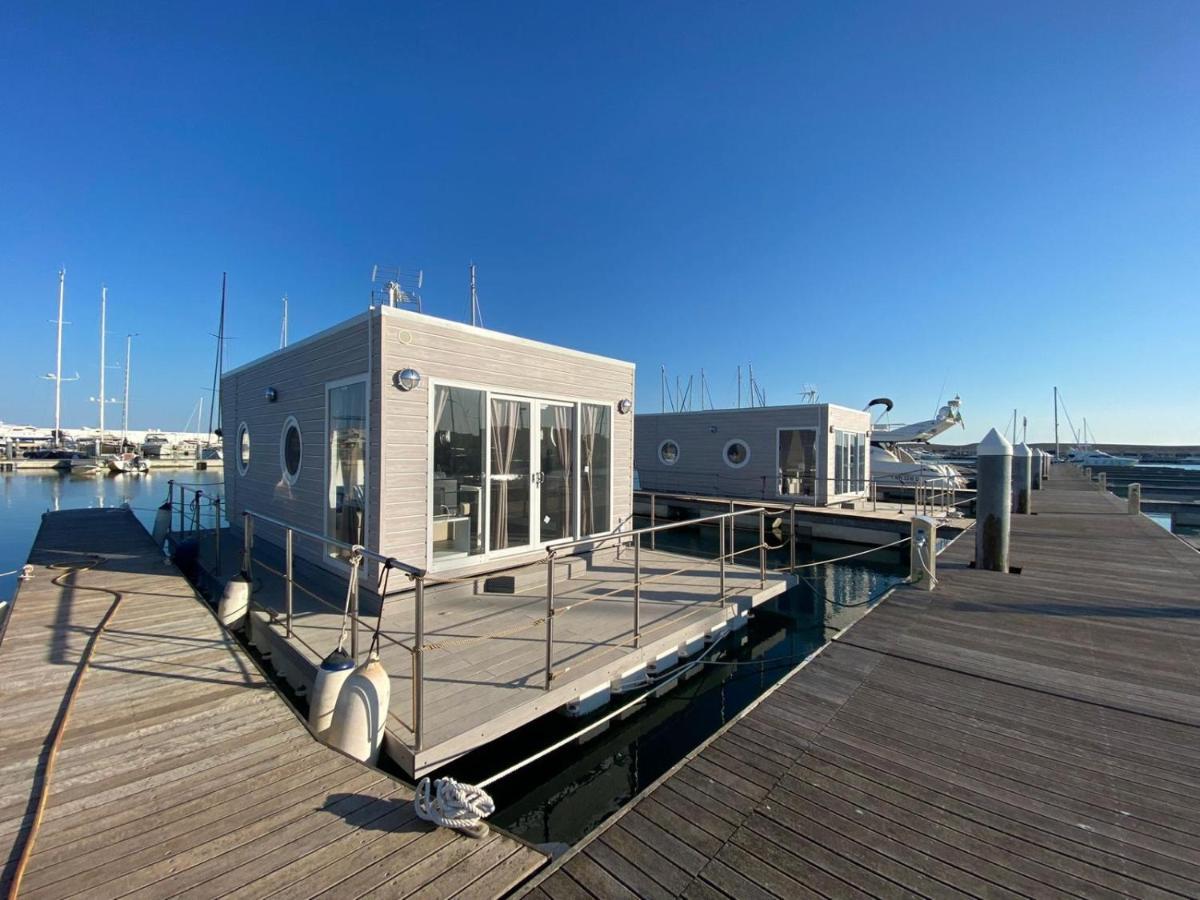 Marina Del Gargano Houseboat Hotell Manfredonia Eksteriør bilde