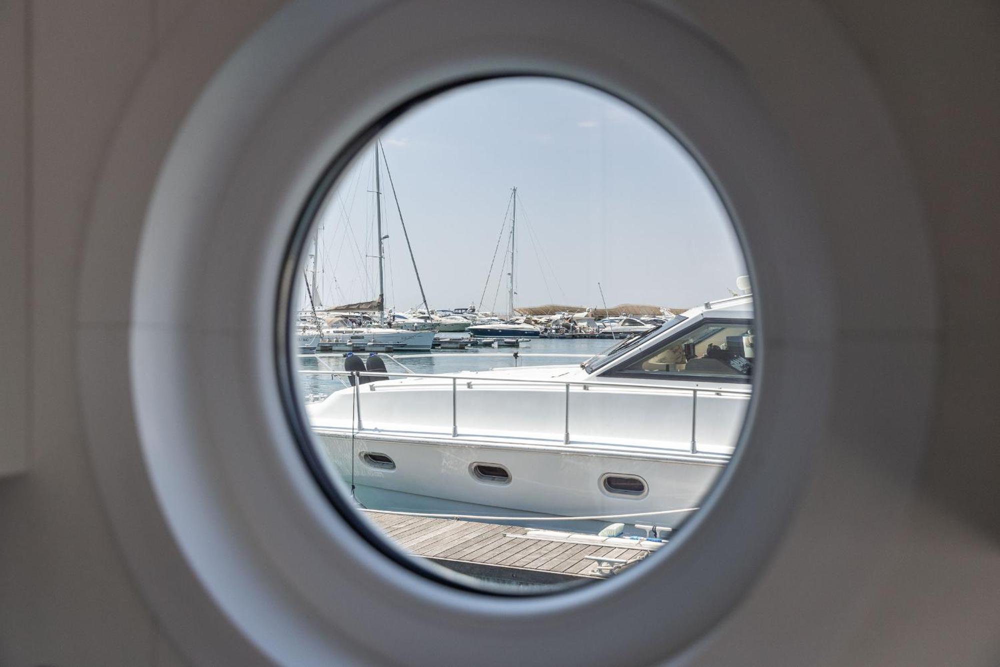 Marina Del Gargano Houseboat Hotell Manfredonia Eksteriør bilde
