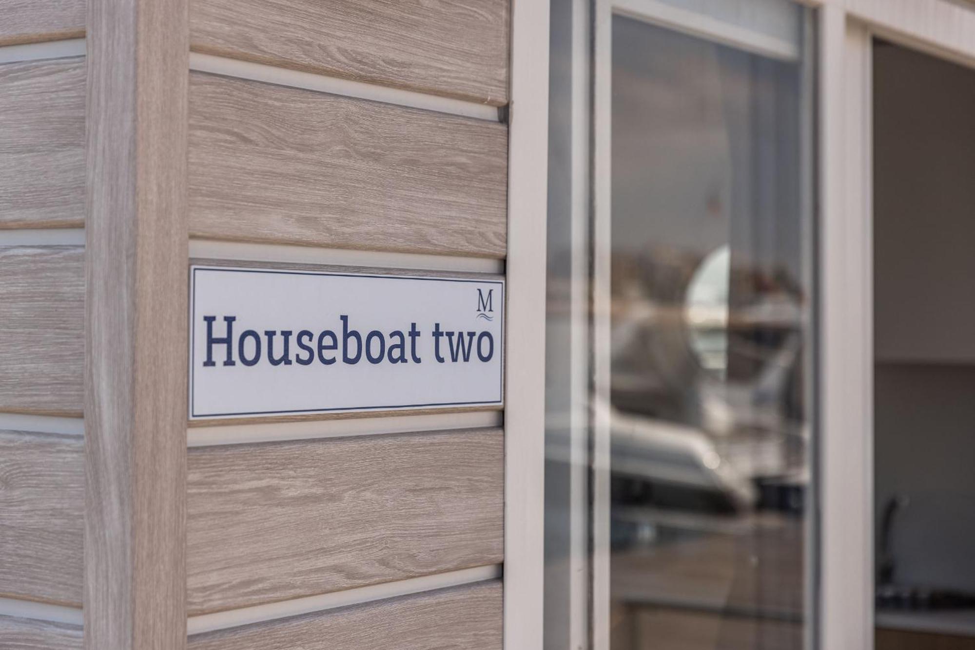 Marina Del Gargano Houseboat Hotell Manfredonia Eksteriør bilde